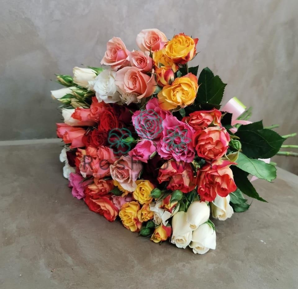 Букет цветов из: Розы в Троицком Алтайский край