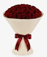 Букет 101 Бордовая роза Блэк Бакарра в Троицком Алтайский край