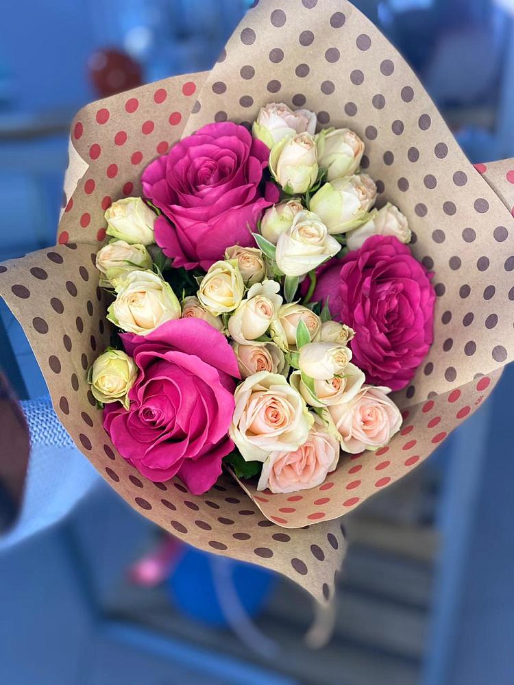 Букет цветов из: Розы в Троицком Алтайский край