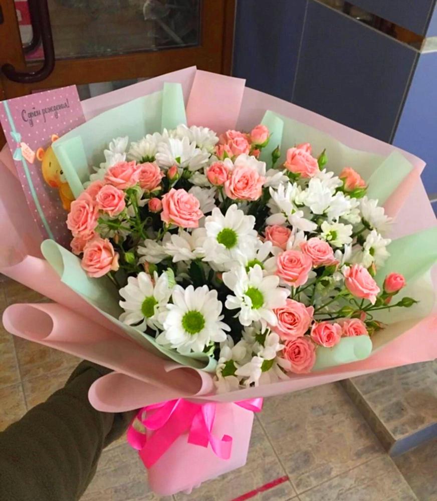 Букет цветов из: Розы и Хризантемы в Троицком Алтайский край