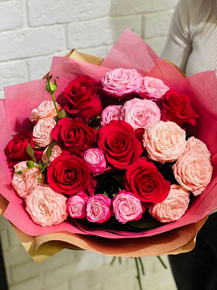 Букет цветов из: Розы в Троицком Алтайский край