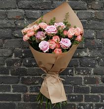 Букет цветов из:  Розы в Троицком Алтайский край