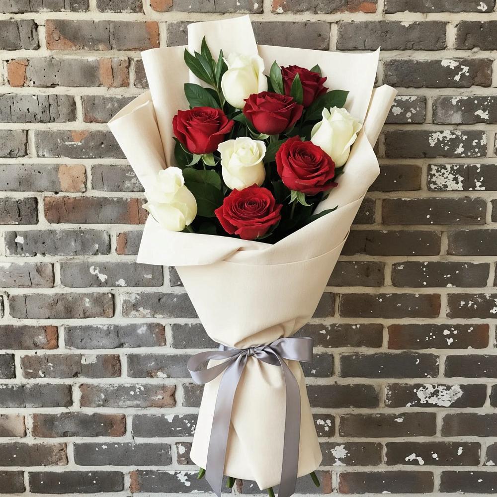 Букет цветов из: Розы в Троицком Алтайский край