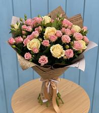 Букет цветов из:  Розы в Троицком Алтайский край