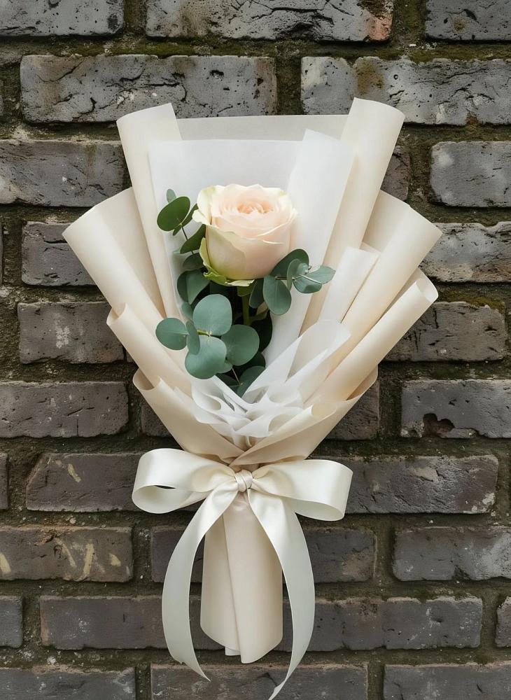 Букет цветов из: Розы в Троицком Алтайский край