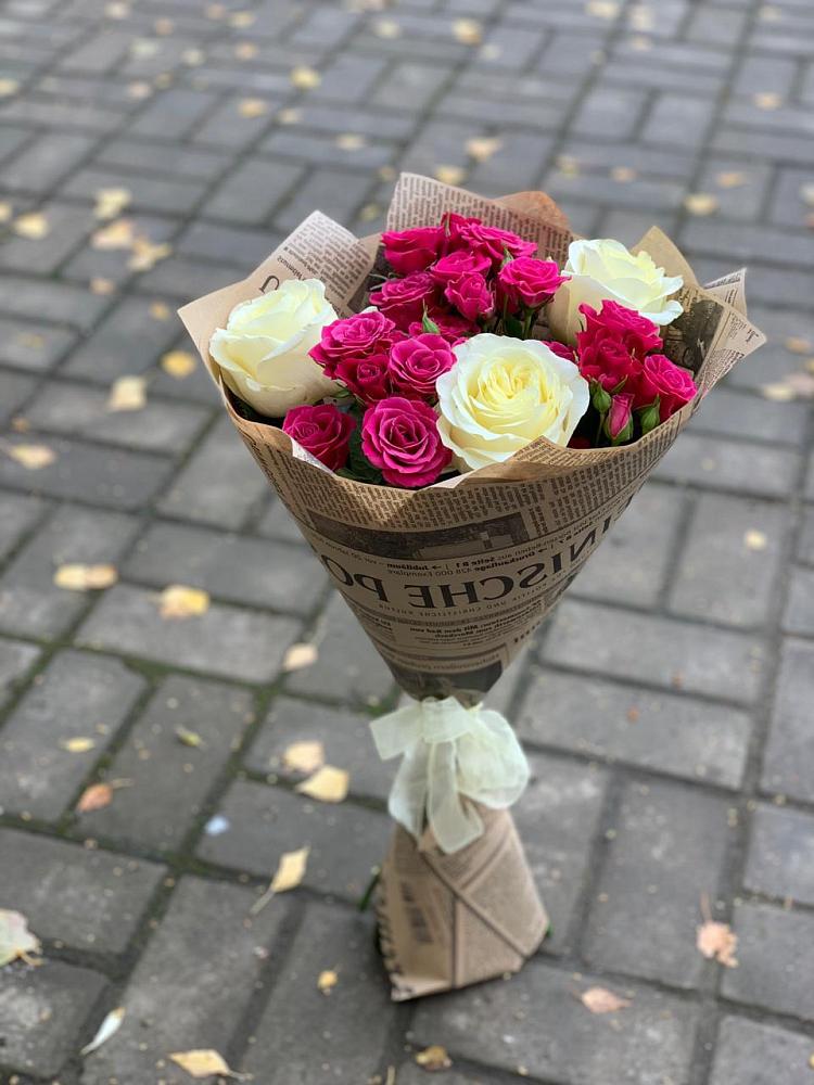 Букет цветов из: Розы в Троицком Алтайский край