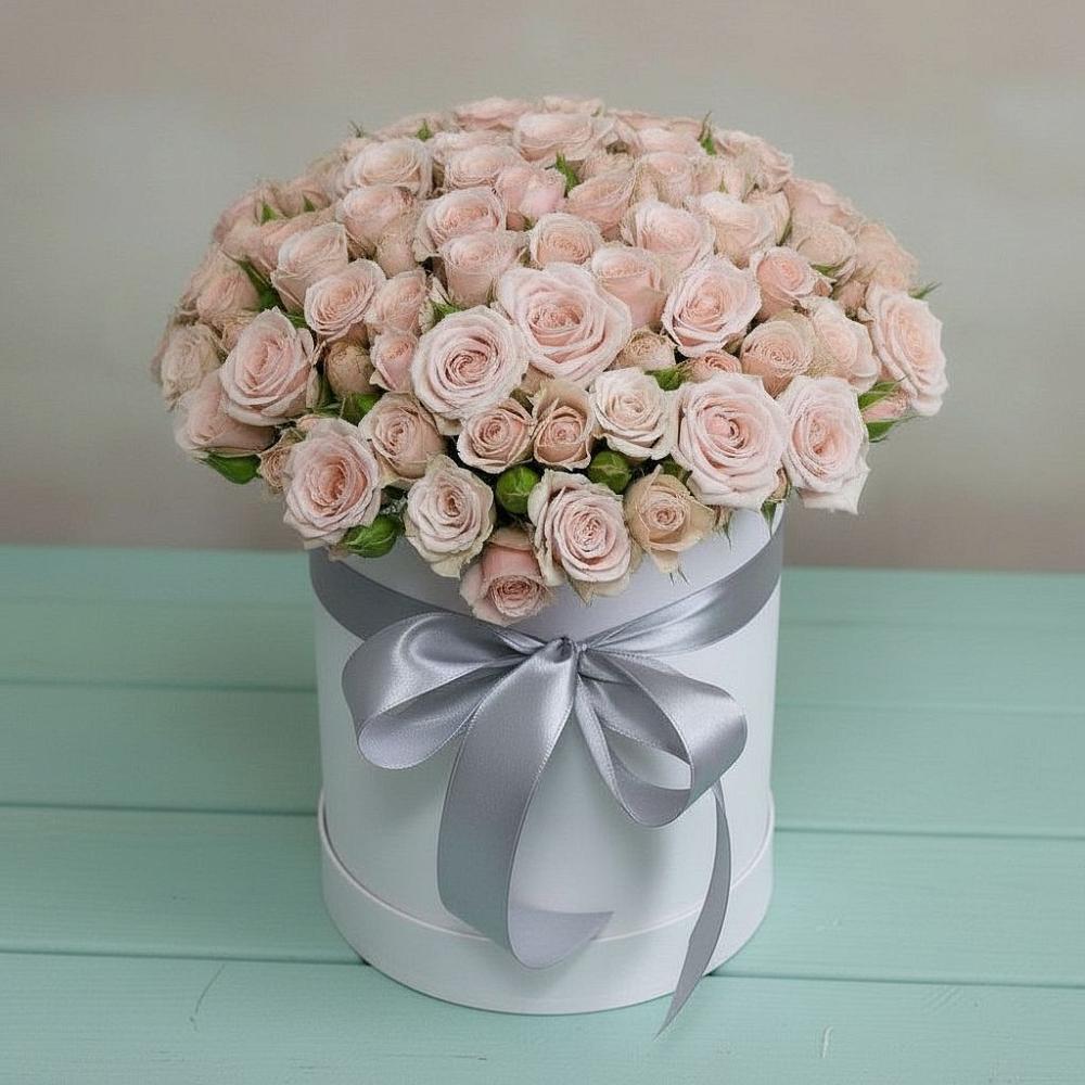 Цветочная композиция из Розы в шляпной коробке в Троицком Алтайский край